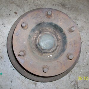 61-68 D300 front hub and drum