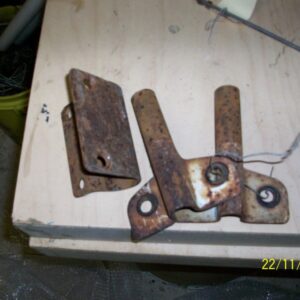 58-85 Utiline tailgate pivots and hinge