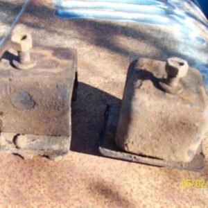 61-early65 Engine mounts