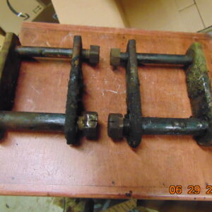 61-71 D100 D200 Front Spring Shackle