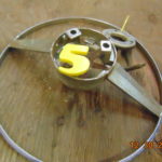 65-68 White Wheel Horn Ring - Image 2