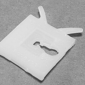 69-71 NEW Upper Molding Clips